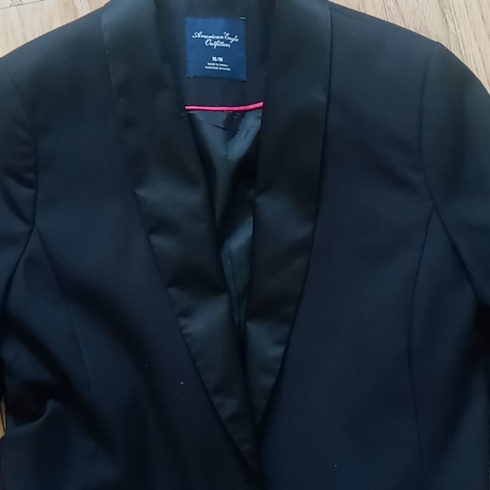 Black blazer - Picture 5 of 6